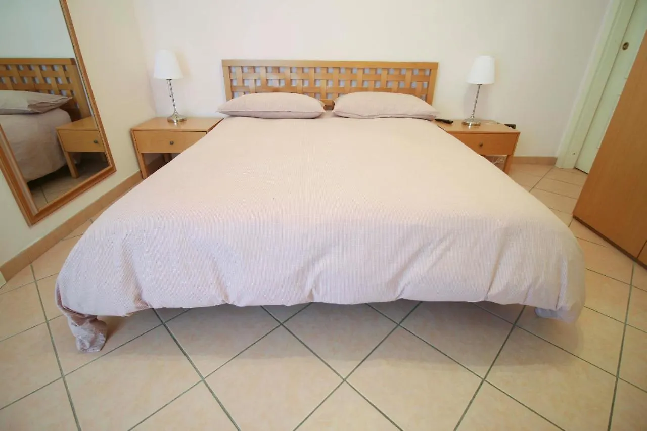 Da Sofia, Sea, Nature & Rome Apartment Lido di Ostia